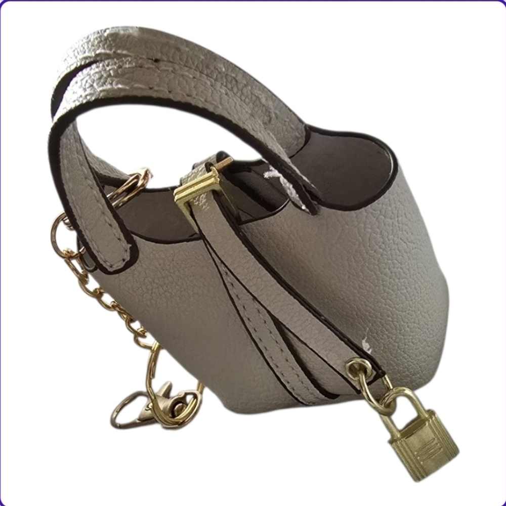 Cream Lux Mini Purse, Bag Charm/Keychain~Earbud Holder~NEW - Picture 2 of 4
